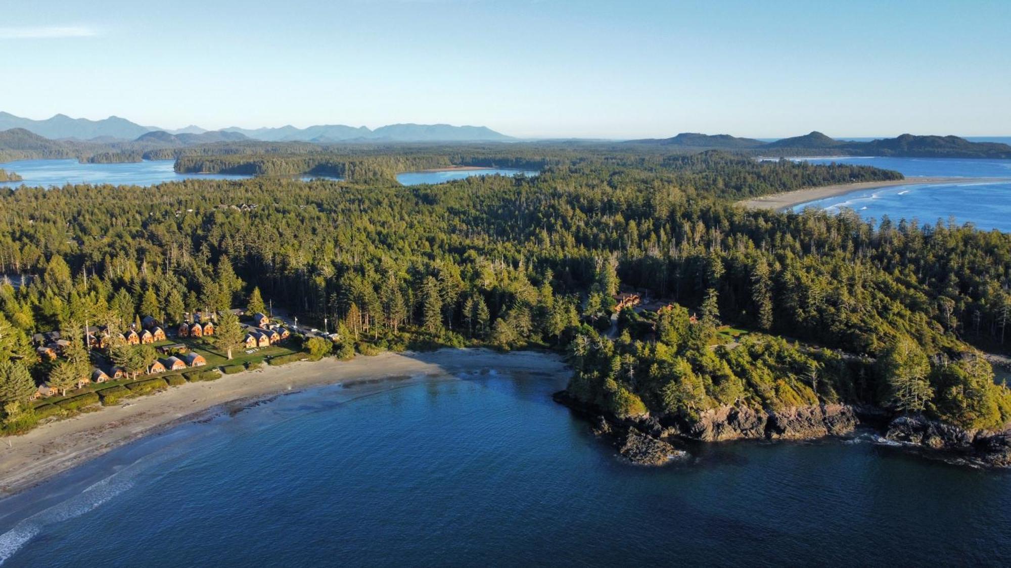 Ocean Village Resort Tofino Extérieur photo
