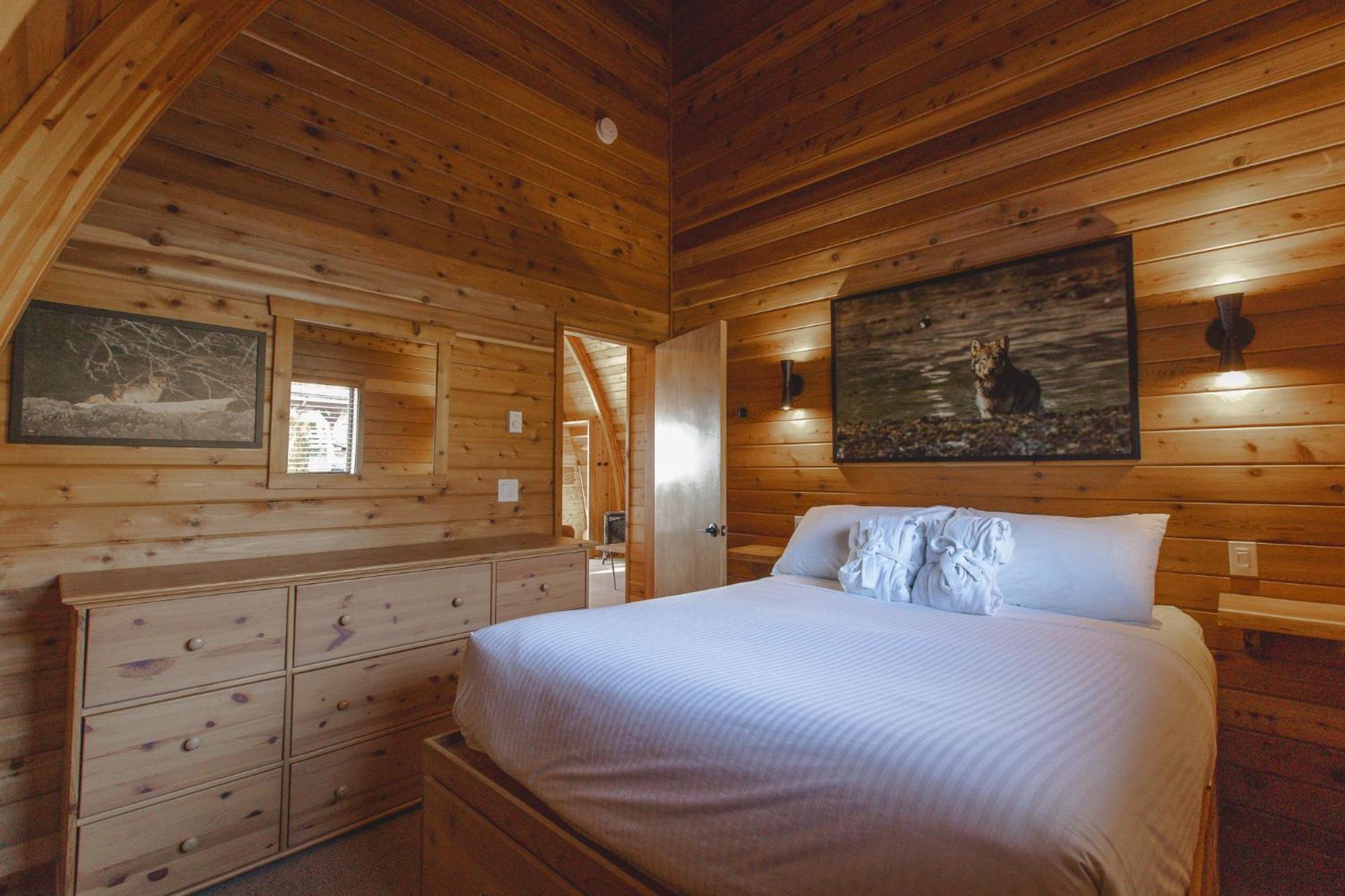 Ocean Village Resort Tofino Extérieur photo